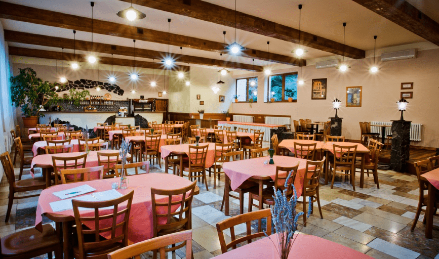 RESTAURANT CLEANING